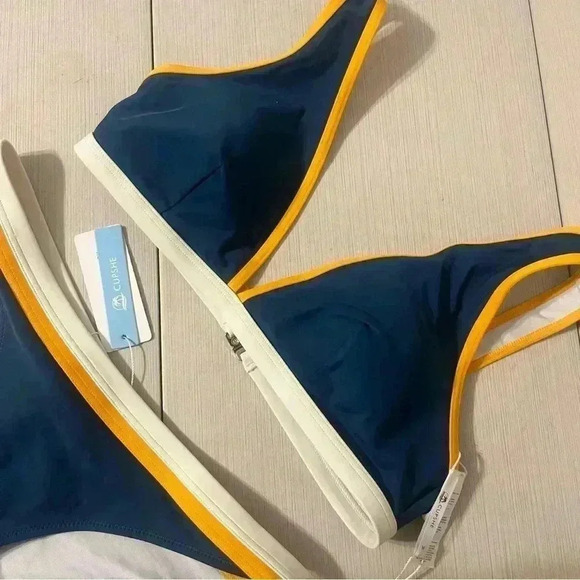 CUPSHE Plunge Neck Low Waist Bikini Set Medium NWT - Picture 6 of 13